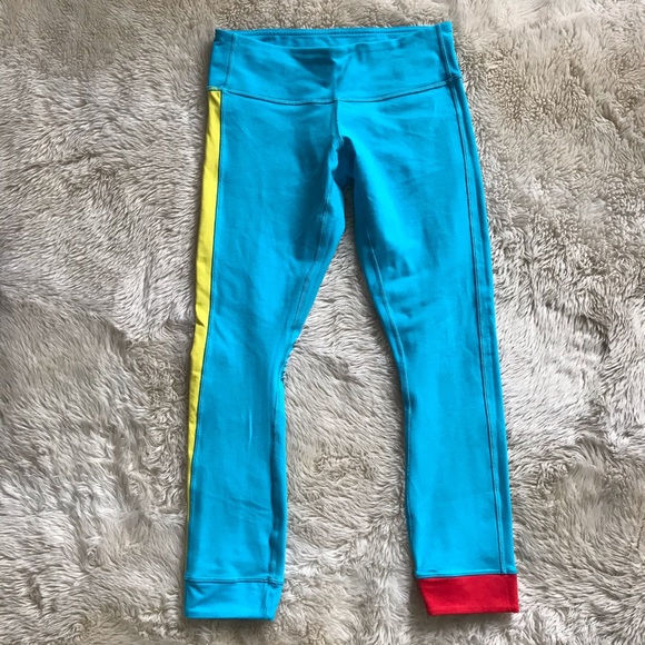 Lululemon Amped Crop Spry Blue/Sizzle/Love Red, 4 - Picture 5 of 8